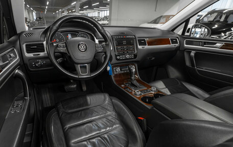Volkswagen Touareg III, 2015 год, 2 990 000 рублей, 7 фотография