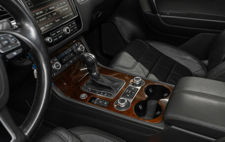Volkswagen Touareg III, 2015 год, 2 990 000 рублей, 16 фотография