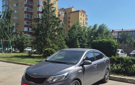 KIA Rio III рестайлинг, 2016 год, 860 000 рублей, 1 фотография