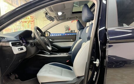 Geely Emgrand, 2022 год, 1 100 000 рублей, 7 фотография