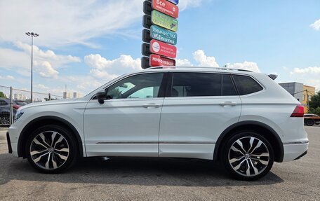 Volkswagen Tiguan II, 2019 год, 3 650 000 рублей, 4 фотография