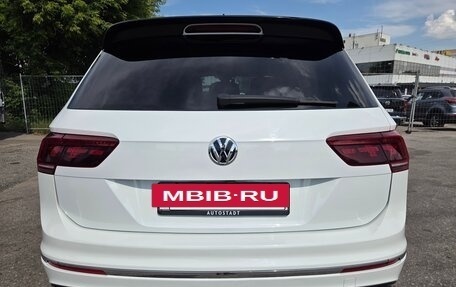 Volkswagen Tiguan II, 2019 год, 3 650 000 рублей, 6 фотография