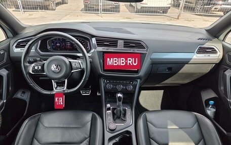 Volkswagen Tiguan II, 2019 год, 3 650 000 рублей, 10 фотография