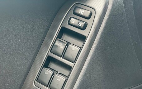 Toyota Land Cruiser Prado 150 рестайлинг 2, 2010 год, 2 750 000 рублей, 8 фотография