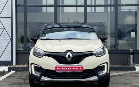 Renault Kaptur I рестайлинг, 2018 год, 1 599 000 рублей, 2 фотография