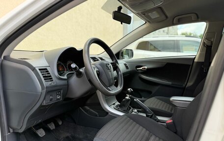 Toyota Corolla, 2011 год, 890 000 рублей, 9 фотография