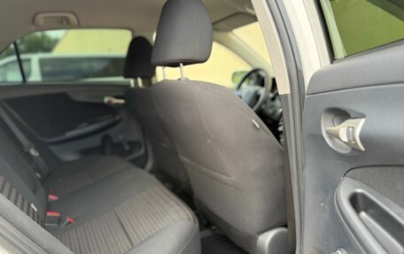 Toyota Corolla, 2011 год, 890 000 рублей, 14 фотография