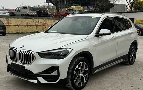 BMW X1, 2022 год, 1 700 000 рублей, 3 фотография