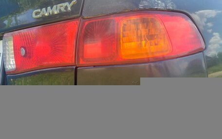 Toyota Camry, 1999 год, 320 000 рублей, 3 фотография
