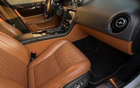 Jaguar XJ IV (X351), 2017 год, 2 990 000 рублей, 9 фотография