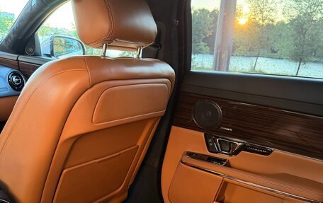 Jaguar XJ IV (X351), 2017 год, 2 990 000 рублей, 16 фотография