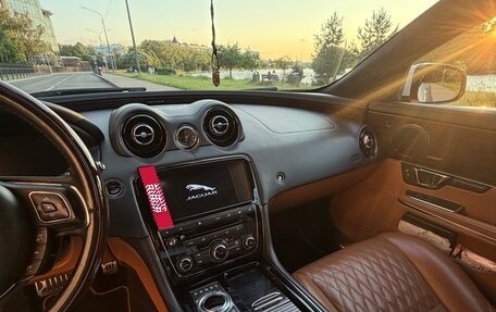 Jaguar XJ IV (X351), 2017 год, 2 990 000 рублей, 13 фотография
