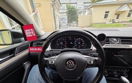 Volkswagen Passat B8 рестайлинг, 2017 год, 1 900 000 рублей, 2 фотография