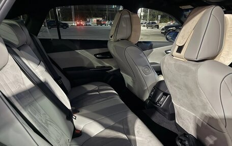 Toyota Crown, 2020 год, 3 600 000 рублей, 9 фотография