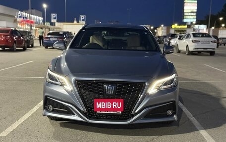 Toyota Crown, 2020 год, 3 600 000 рублей, 2 фотография