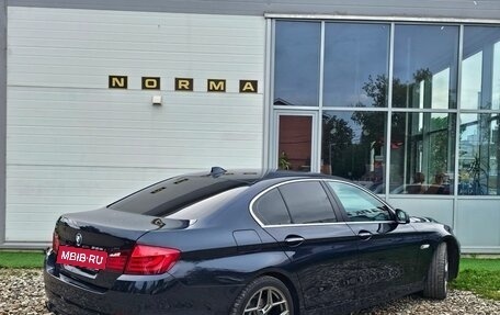 BMW 5 серия, 2010 год, 1 650 000 рублей, 4 фотография