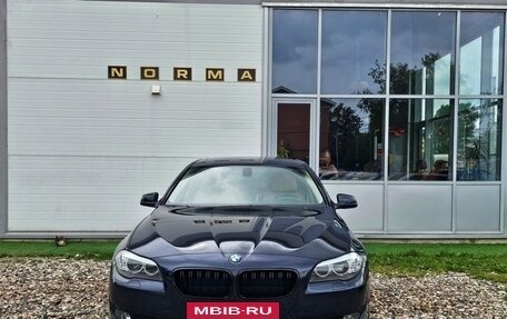 BMW 5 серия, 2010 год, 1 650 000 рублей, 2 фотография