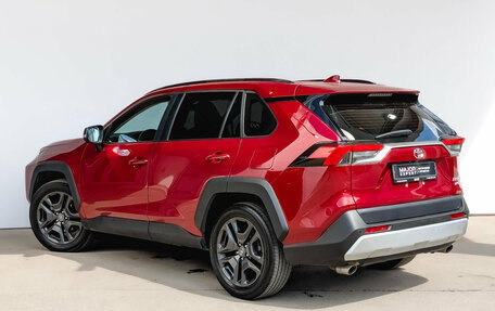 Toyota RAV4, 2023 год, 3 750 000 рублей, 7 фотография