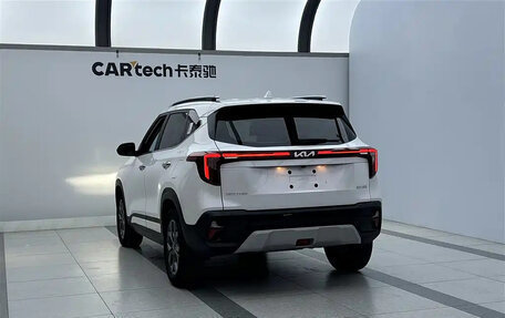KIA Seltos I, 2023 год, 1 700 100 рублей, 4 фотография
