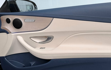 Mercedes-Benz E-Класс, 2020 год, 4 500 000 рублей, 23 фотография
