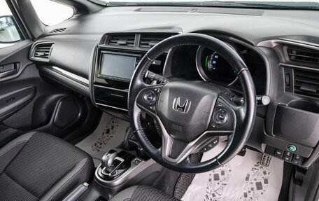 Honda Fit III, 2017 год, 1 249 000 рублей, 9 фотография