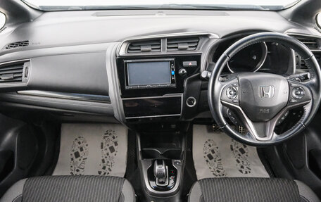 Honda Fit III, 2017 год, 1 249 000 рублей, 11 фотография