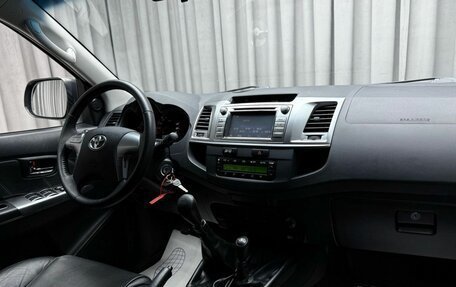 Toyota Hilux VII, 2014 год, 2 399 000 рублей, 9 фотография