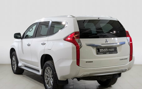 Mitsubishi Pajero Sport III рестайлинг, 2018 год, 3 095 000 рублей, 7 фотография
