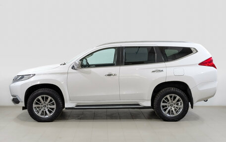 Mitsubishi Pajero Sport III рестайлинг, 2018 год, 3 095 000 рублей, 8 фотография
