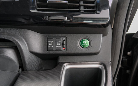 Honda Stepwgn IV, 2019 год, 2 299 000 рублей, 21 фотография
