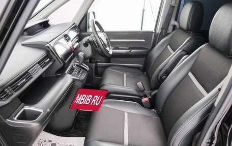 Honda Stepwgn IV, 2019 год, 2 299 000 рублей, 14 фотография