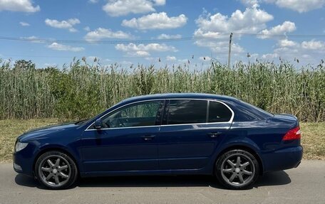 Skoda Superb III рестайлинг, 2011 год, 932 000 рублей, 9 фотография
