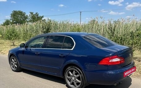 Skoda Superb III рестайлинг, 2011 год, 932 000 рублей, 7 фотография