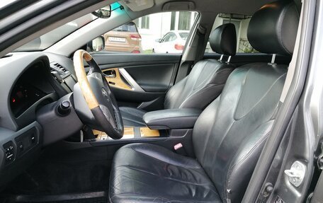 Toyota Camry, 2006 год, 1 190 000 рублей, 7 фотография