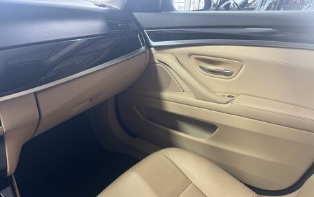 BMW 5 серия, 2013 год, 1 410 000 рублей, 15 фотография