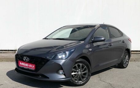Hyundai Solaris II рестайлинг, 2022 год, 1 800 000 рублей, 1 фотография