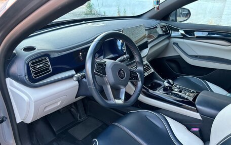 BYD Qin, 2022 год, 2 400 000 рублей, 3 фотография