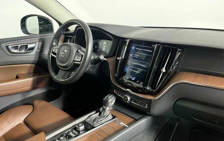 Volvo XC60 II, 2020 год, 3 999 000 рублей, 14 фотография