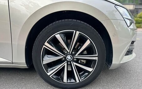 Skoda Superb III рестайлинг, 2022 год, 1 945 000 рублей, 9 фотография
