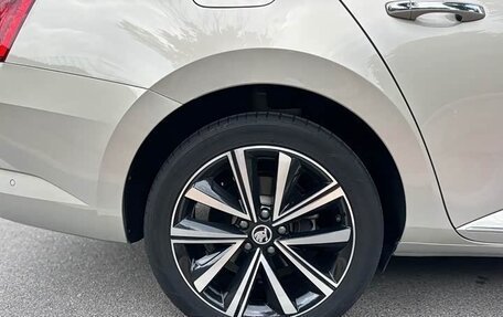 Skoda Superb III рестайлинг, 2022 год, 1 945 000 рублей, 8 фотография