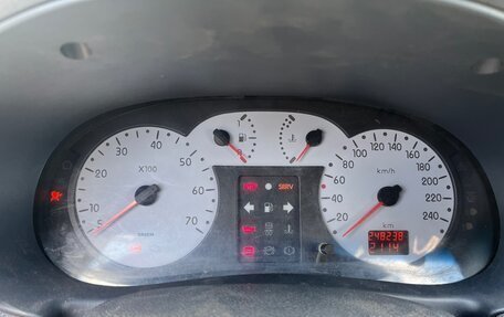 Renault Clio III, 2001 год, 10 фотография