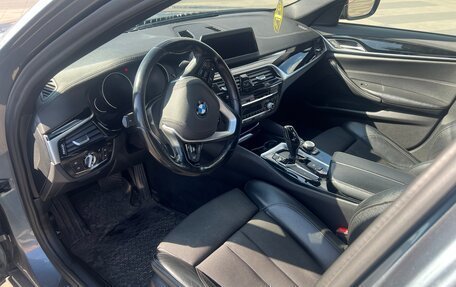 BMW 5 серия, 2018 год, 2 600 000 рублей, 9 фотография