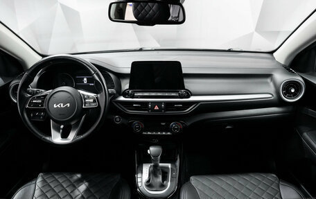 KIA Cerato IV, 2022 год, 2 420 000 рублей, 11 фотография