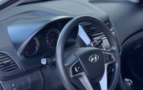 Hyundai Solaris II рестайлинг, 2016 год, 835 000 рублей, 16 фотография