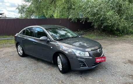 Chevrolet Cruze II, 2012 год, 650 000 рублей, 3 фотография