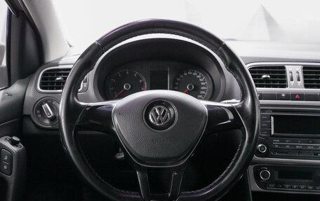 Volkswagen Polo VI (EU Market), 2017 год, 1 245 000 рублей, 14 фотография