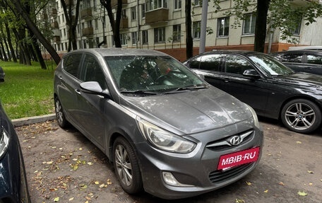Hyundai Solaris II рестайлинг, 2012 год, 649 000 рублей, 3 фотография