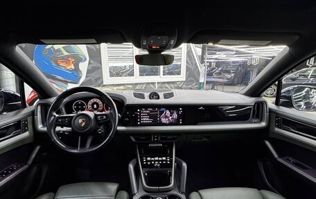 Porsche Cayenne III, 2023 год, 13 990 000 рублей, 12 фотография