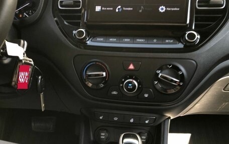 Hyundai Solaris II рестайлинг, 2022 год, 1 800 000 рублей, 15 фотография