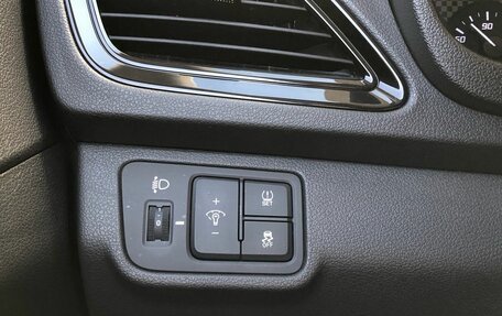 Hyundai Solaris II рестайлинг, 2022 год, 1 800 000 рублей, 18 фотография
